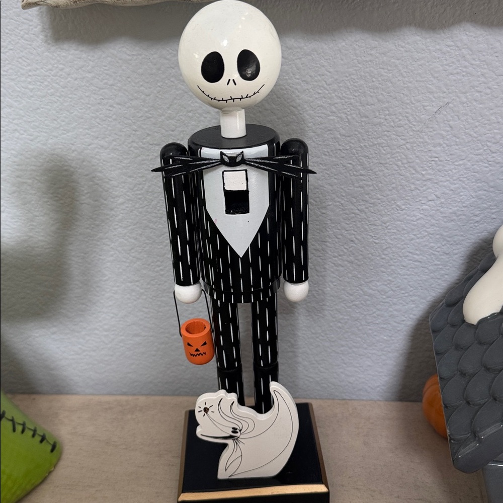 Disney Nightmare Before Christmas jack skellington Nutcracker